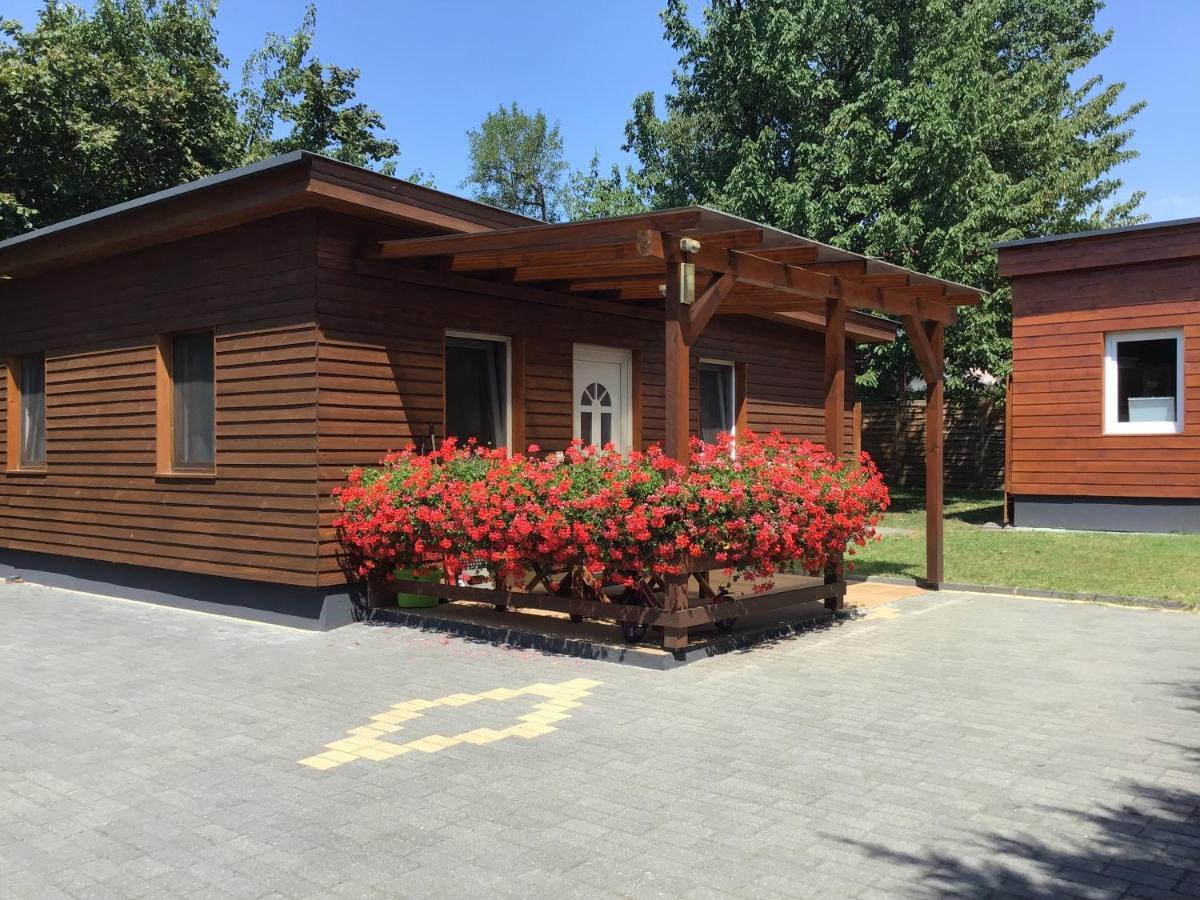 Dravecz Apartman Balatonlelle Exterior foto