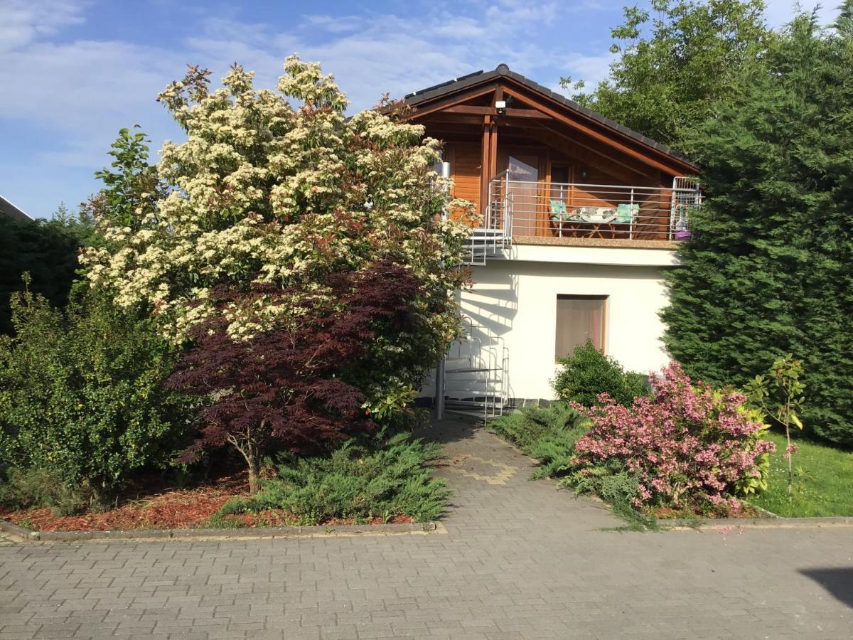 Dravecz Apartman Balatonlelle Exterior foto