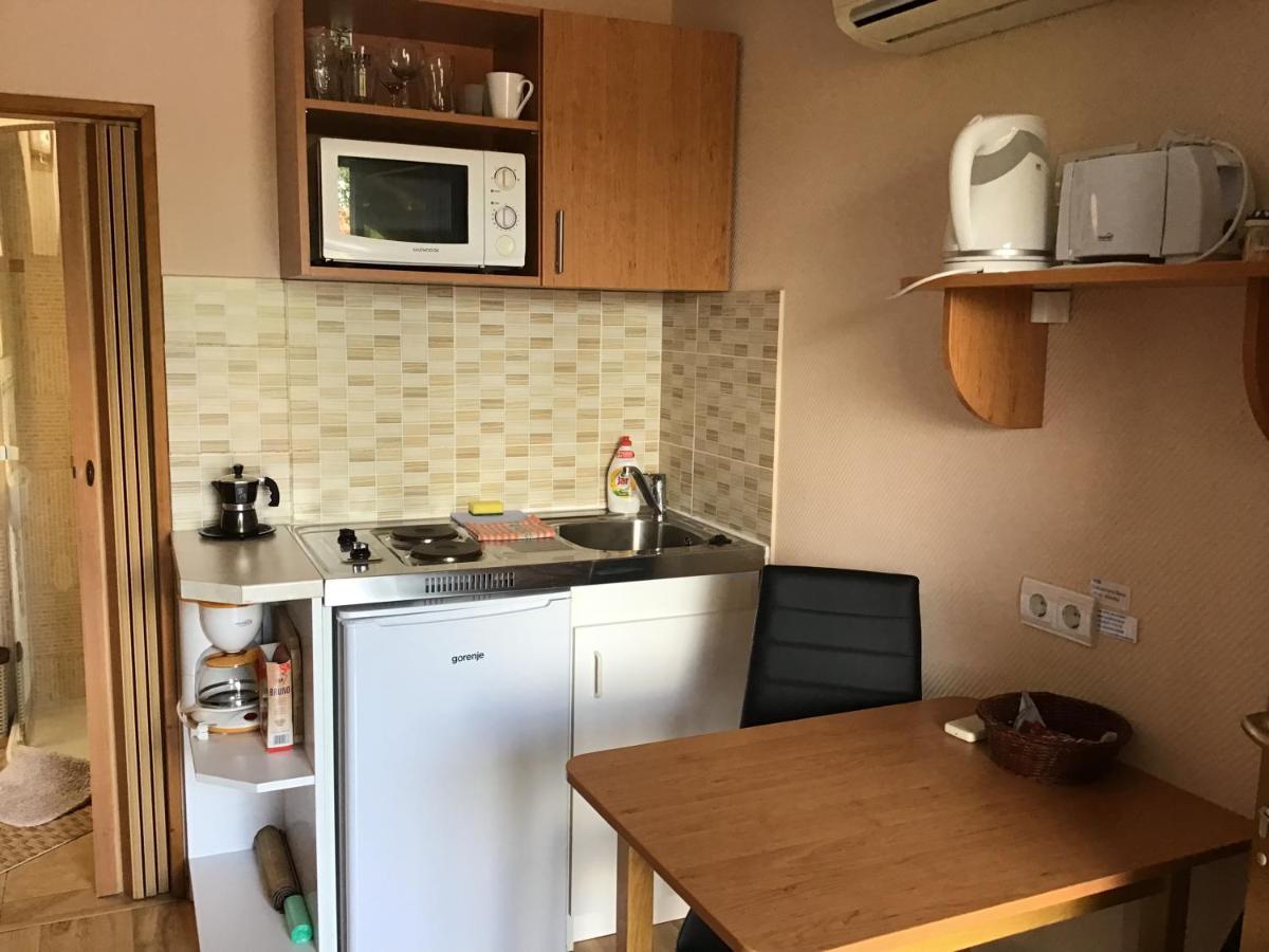 Dravecz Apartman Balatonlelle Exterior foto