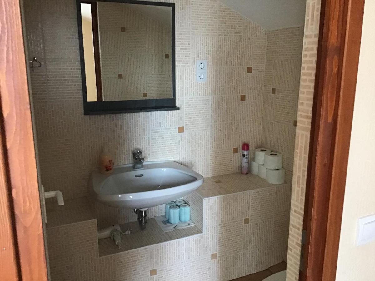 Dravecz Apartman Balatonlelle Exterior foto