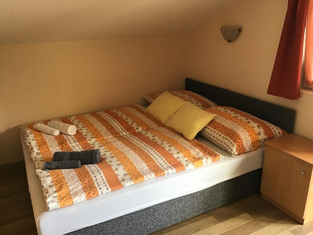 Dravecz Apartman Balatonlelle Exterior foto