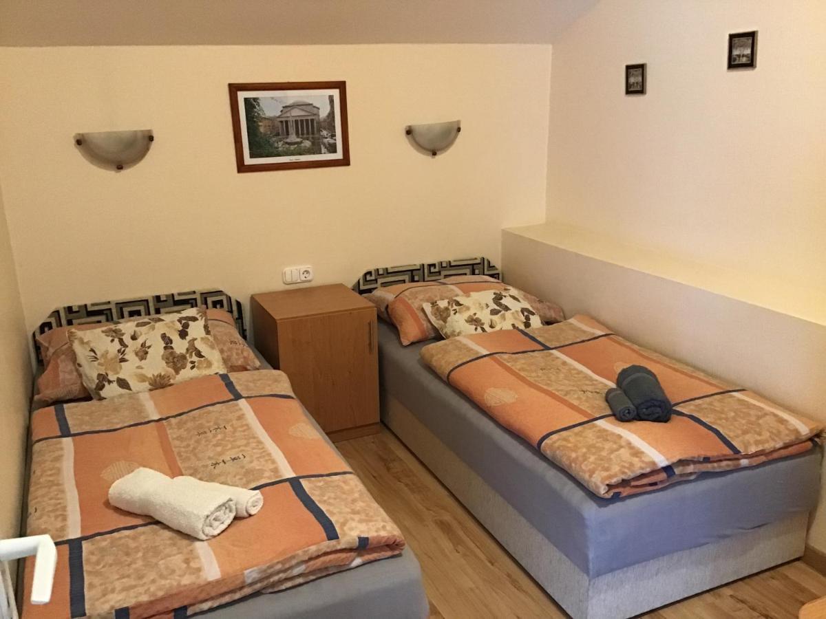 Dravecz Apartman Balatonlelle Exterior foto